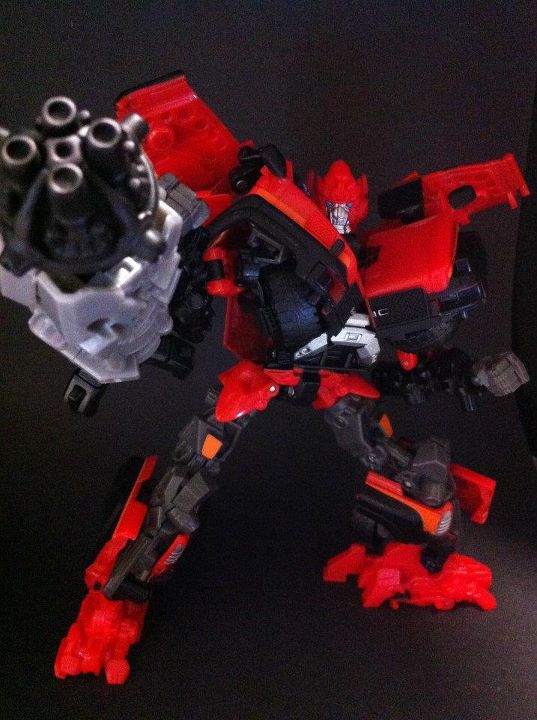 トランスフォーマー ダークオブザムーン キャノンフォース アイアンハイド Transformers Dark Of The Moon Mechtech Voyager Class Cannon
